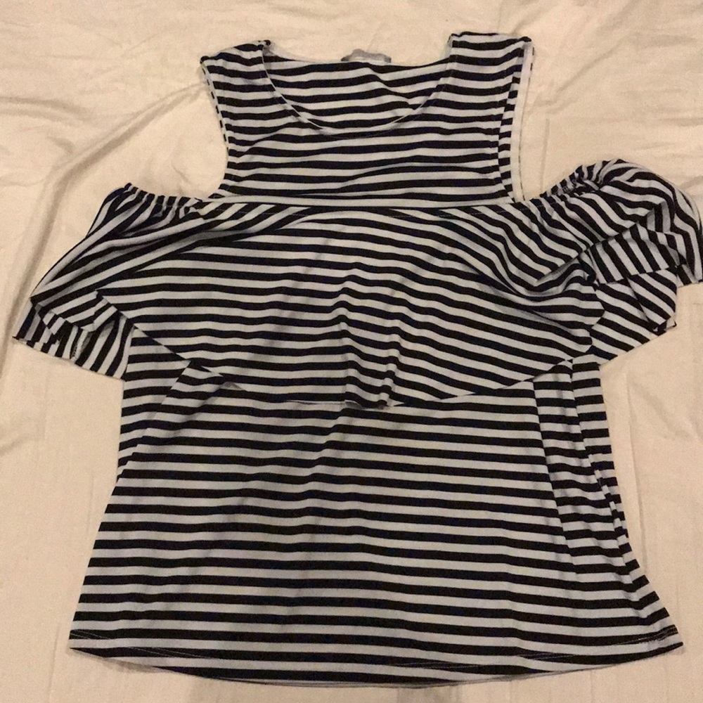 Zara cold shoulder tank